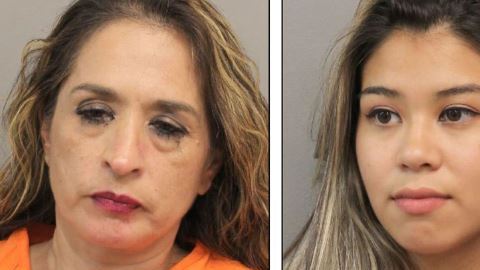 Las sospechosas  Michelle Hernández (izq.) y Vanessa Guzmán.