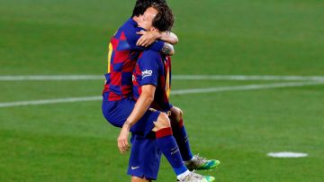 Lionel Messi celebra el gol del Rakitic que salvó al Barça.