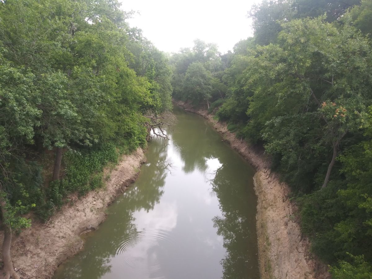 El río Leon donde buscaban a Vanessa Guillén. 