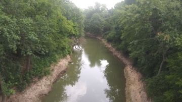 El río Leon donde buscaban a Vanessa Guillén.