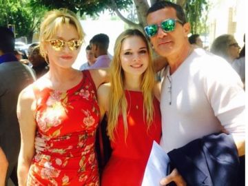Melanie Griffith, Stella del Carmen Banderas y Antonio Banderas.
