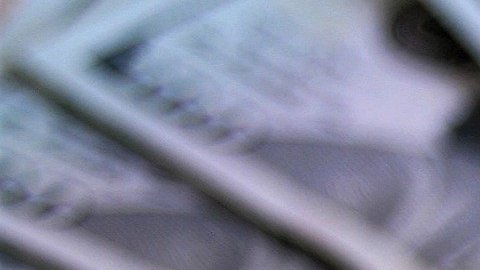 Republicanos plantean un pago único solo para quienes regresen al trabajo.