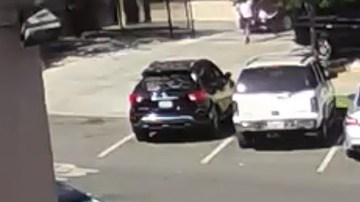 Los sujetos estaban armados y amenazaron a otras personas.