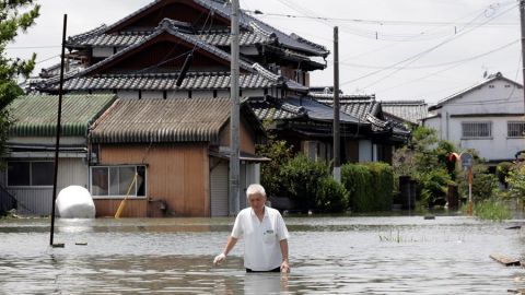 El Gobierno de Japón activó la alerta para la zona centro del país