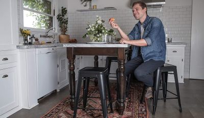 Diseño y Decoración: 6 bancos y sillas ideales para la barra de tu