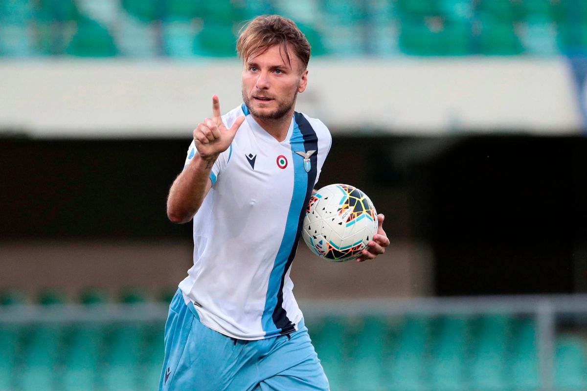 El artillero de la Lazio está a un tanto de ganar el premio en solitario.