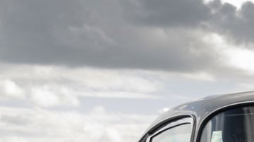 Aston-Martin-DB5-Goldfinger-Continuation-060720-02