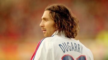 Christophe Dugarry en un partido con Francia en la Eurocopa del 2000.