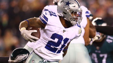 Ezekiel Elliott fue uno de los primeros jugadores diagnosticados con COVID-19.