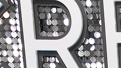 Alex Rodríguez y Jennifer López se mantienen en el juego por comprar a los Mets.