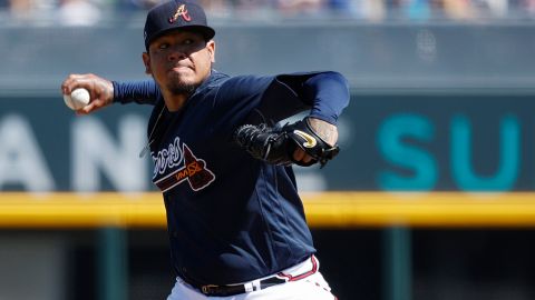 Félix Hernández había firmado un contrato de Ligas Menores con los Braves de Atlanta.