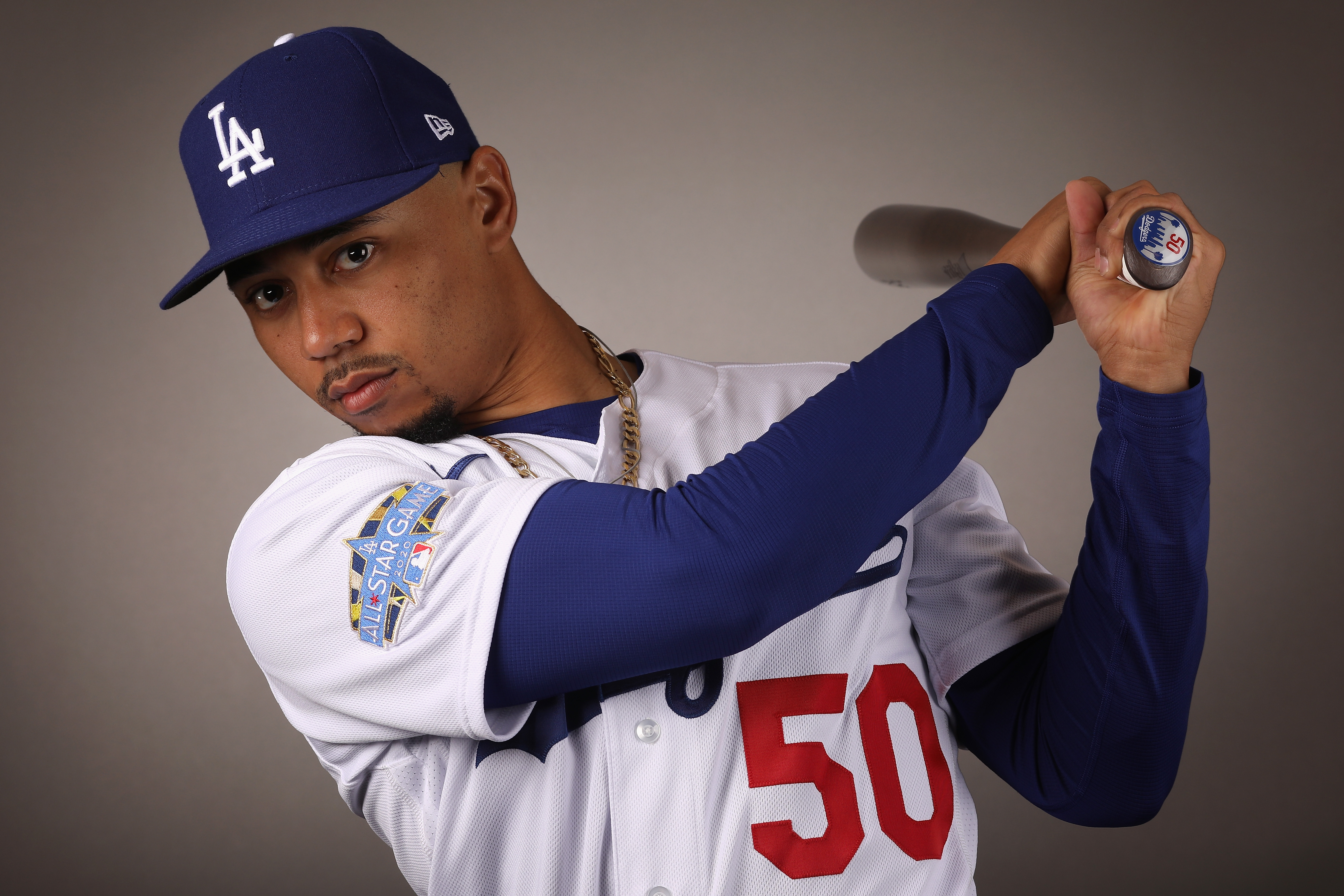 En Tiempos De Incertidumbre Los Dodgers Firman A Mookie Betts Con ...