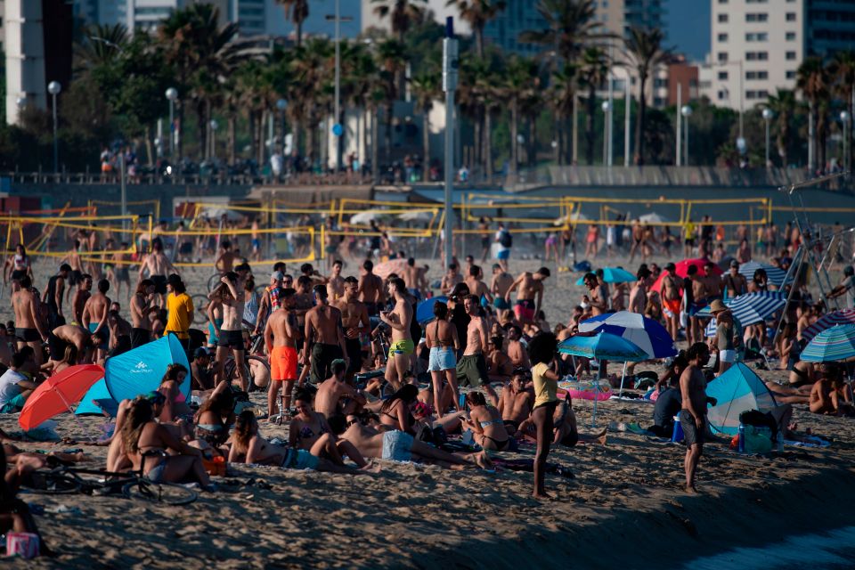 Sí se puede viajar este verano. Pero, ¿deberíamos hacerlo? ¿Es seguro