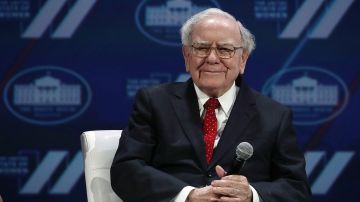 Warren Buffett dona $2,900 millones de dólares a obras de caridad