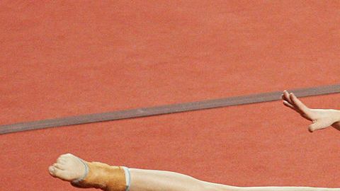 Verona van de Leur en su etapa como gimnasta.