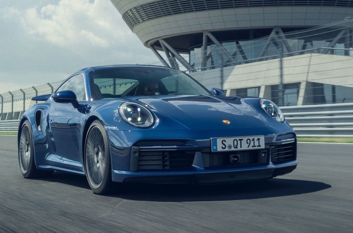 El Porsche 911 Turbo con más potencia que nunca La Opinión