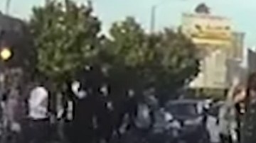 Captura de un video de LAPD instantes antes del disparo.