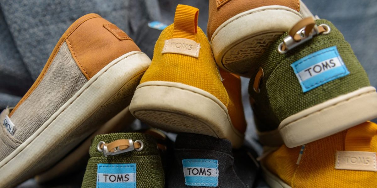 5 diseños de zapatos Tom’s que se ajustan a cualquier presupuesto