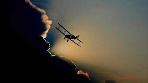 aircraft-1813731_1920
