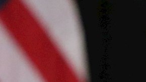 El presidente Donald Trump durante una intervención en el Comando Sur sin usar mascarilla, a pesar de ser obligatorio por orden condal.