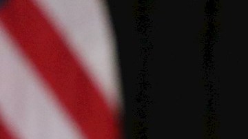 El presidente Donald Trump durante una intervención en el Comando Sur sin usar mascarilla, a pesar de ser obligatorio por orden condal.