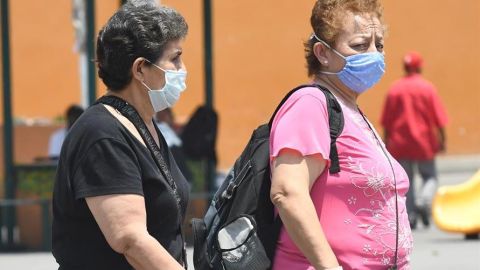 El cubrebocas es obligatorio en el transporte público.