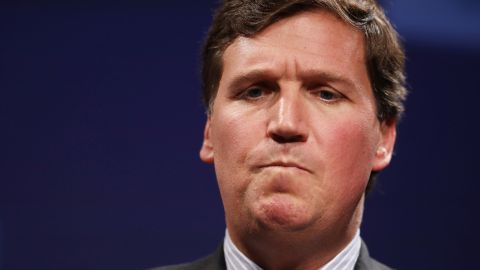 Tucker Carlson tiene ideas similares a las de Donald Trump.