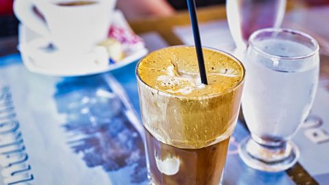 Café frío.