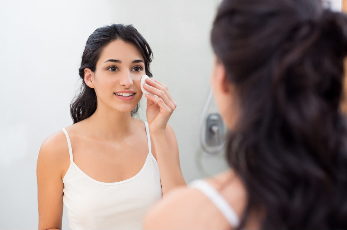 Cuál es la manera correcta de el maquillaje prueba de agua? - La Opinión