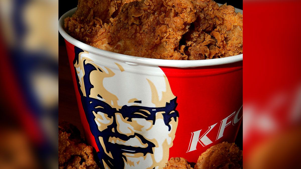 ¿Comida por menos de 4 dólares? KFC sorprende con un nuevo cubo