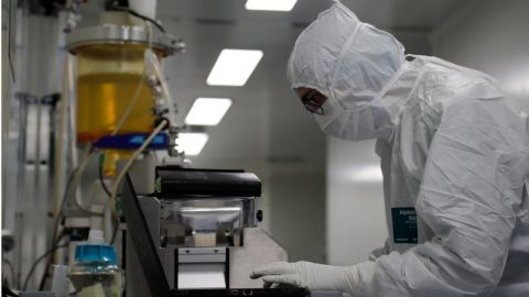 Rusia asegura que iniciará una vacunación masiva en octubre.