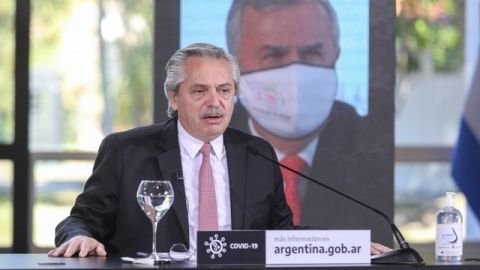 El anuncio del acuerdo se realizó en un comunicado en la madrugada del martes.