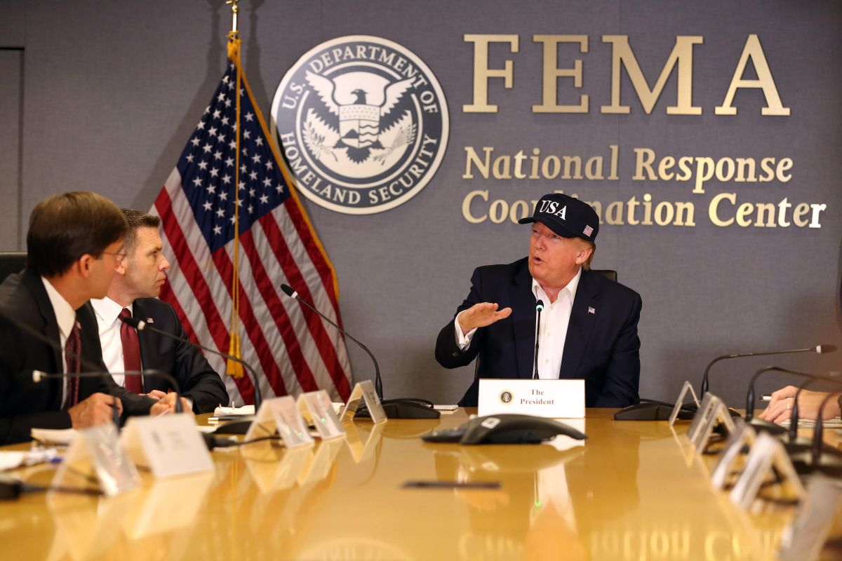 El memorando del presidente se basa en unos $44 mil millones de dólares de FEMA.