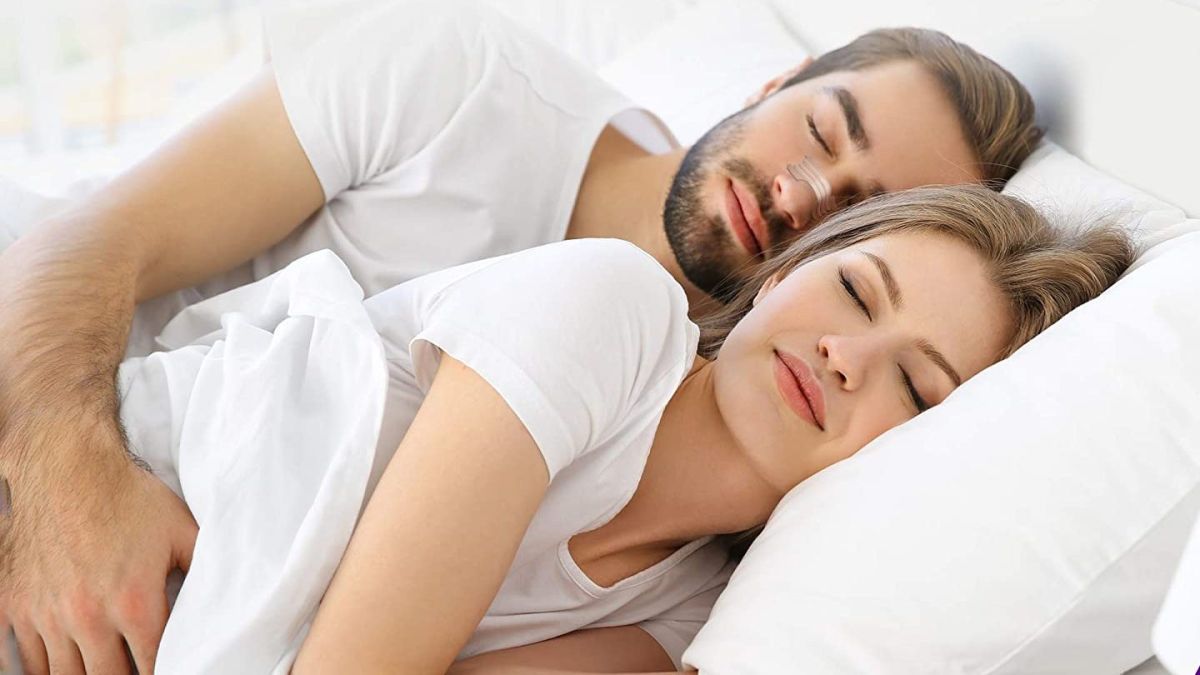 Tu pareja no te deja dormir? Los mejores productos para evitar los  ronquidos por la noche - La Opinión
