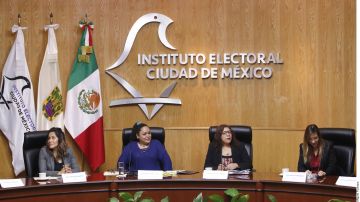Integrantes del Instituto Electoral de la Ciudad (IECM).