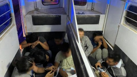 En uno de los eventos se detuvo a 22 inmigrantes.