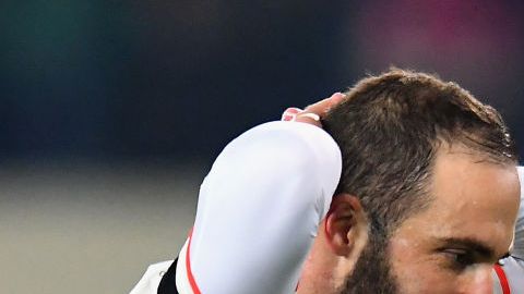 Gonzalo Higuaín en un partido con Juventus.