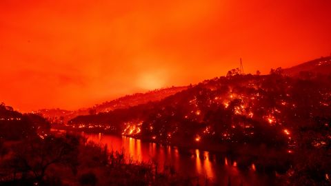 Incendio Hennessy en el condado de Napa en California.