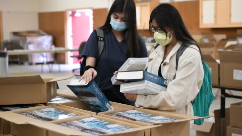 Los estudiantes deben estas informados sobre la crisis de medio ambiente.