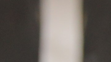 Estudiantes de la Universidad de Nueva York (NYU) esperan para una prueba de Covid-19 antes de ir a clases.