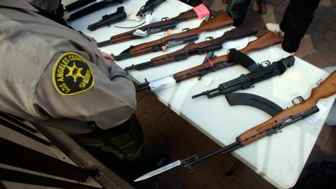 Demostración del LASD de rifles de asalto en Compton en 2007.