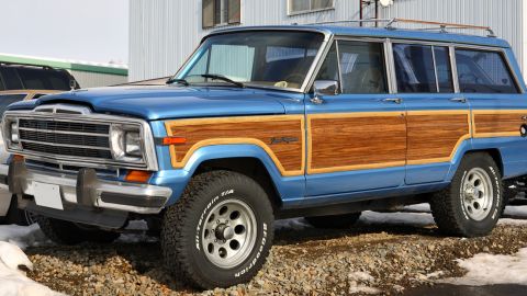 Jeep Grand Wagoneer
