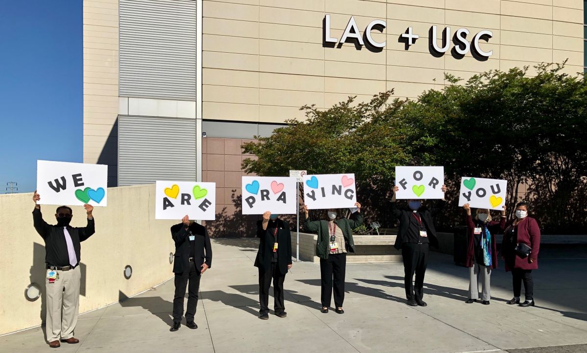 Los capellanes llevan apoyo espiritual a los pacientes. (Cortesía Capellanes del Hospital LAC + USC)