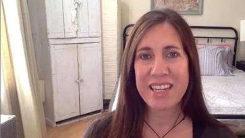 Mayra Rodríguez ha educado a sus hijos en Santa Clarita por 11 años.