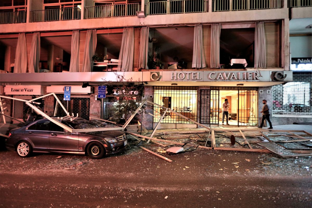La destrucción en un hotel de Beirut.