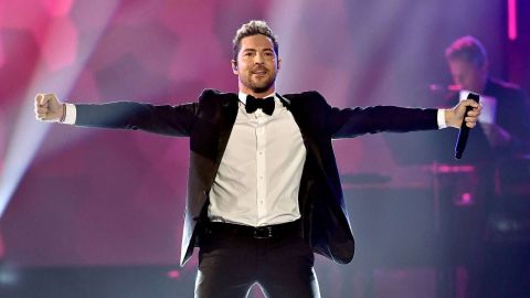 David Bisbal se mostró molesto con su ex.