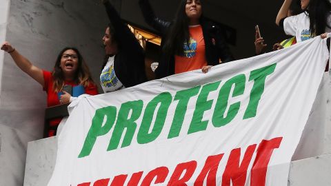 Activistas impulsan la protección de "dreamers" y beneficiarios de TPS.