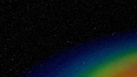 Los cinturones de Van Allen impiden que las partículas viajen a lo largo de las líneas del campo magnético de la Tierra.