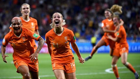 El fútbol femenino en Holanda dio un paso gigante.
