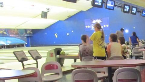 Las instalaciones de boliche de FunPlex son de las mejores de la ciudad y la gerencia planea organizar una liga para hispanos.